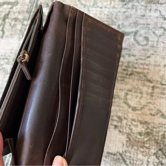Salvatore Ferragamo Long Wallet Brown Herringbone Leather Unisex Made in… - Picture 10 of 15